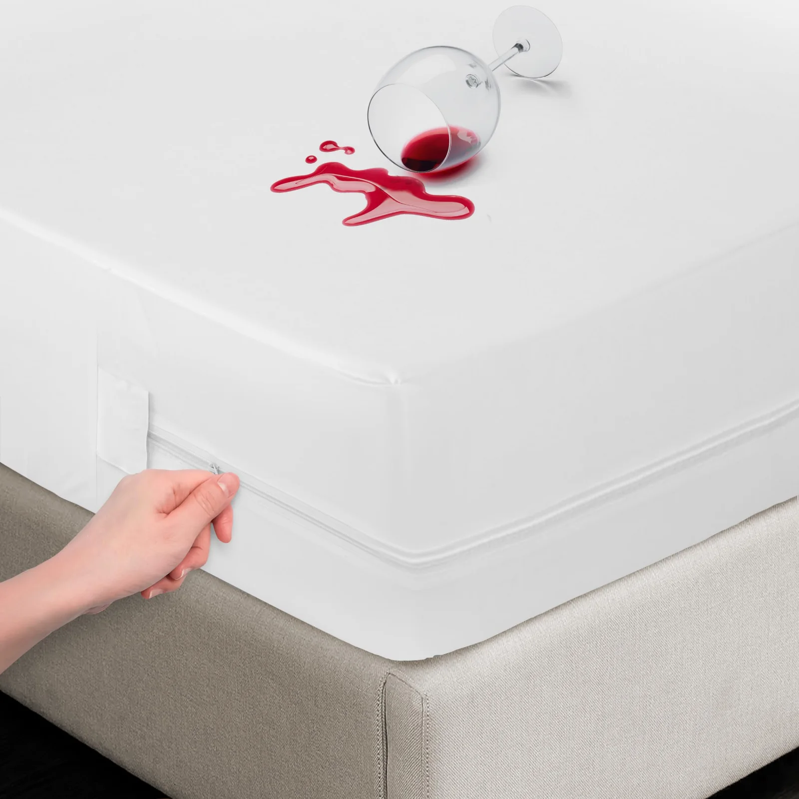 LUX Decor Zippered Mattress Encasement