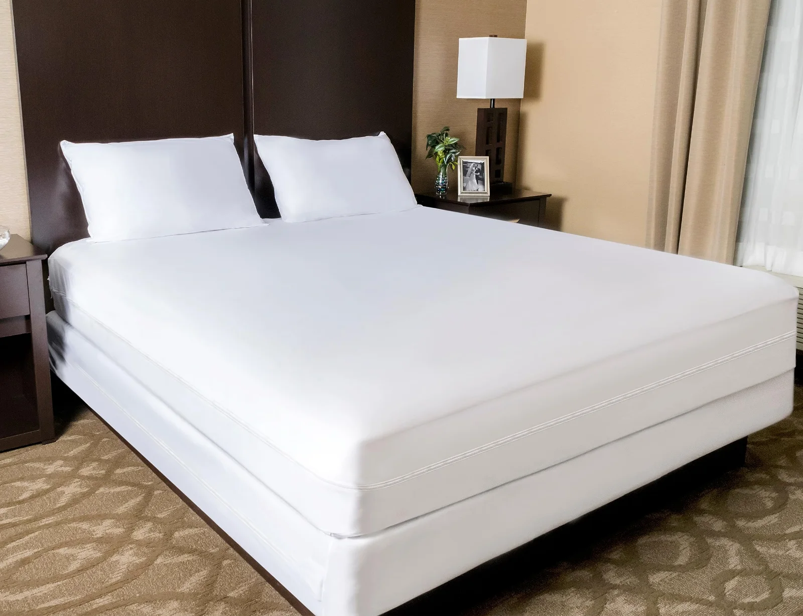 Mattressentials Zippered Mattress Protector